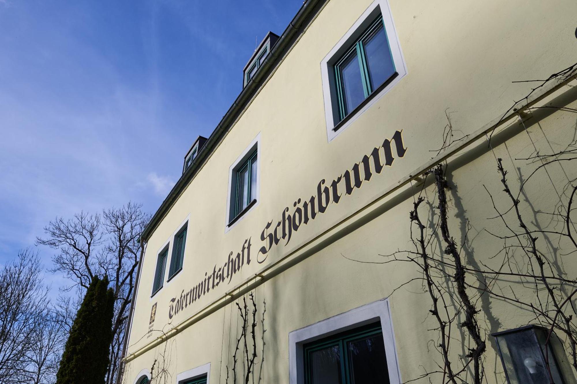 Hotel Schönbrunn Landshut Exterior foto