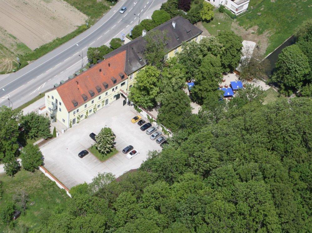 Hotel Schönbrunn Landshut Exterior foto